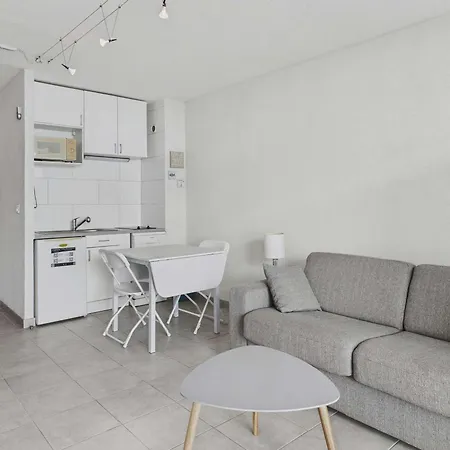 2 Pieces En Front De Mer, Acces Direct, Proche Commerces Le Grau-dʼAgde